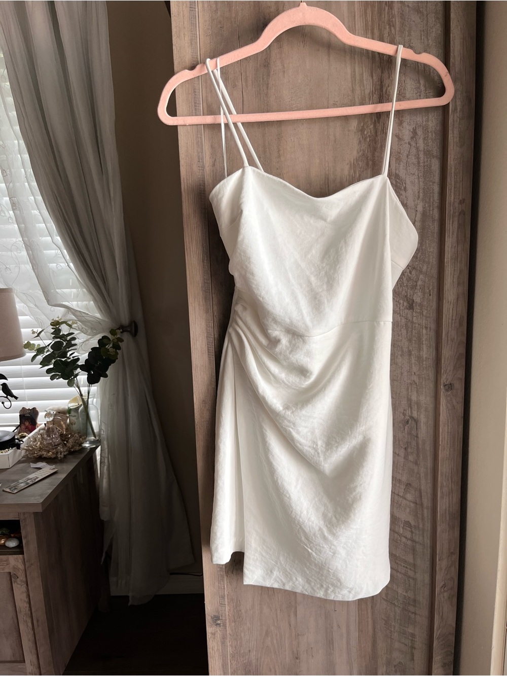 Gorgeous Zara Elegant White Spaghetti-Strap Dress